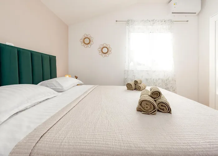 Awesome In Podgradina Vakantiehuis Slivnica